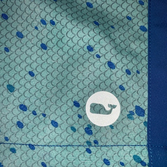 Vineyard Vines Blue Mahi Pieced Board Shorts NWT - Picture 2 of 5